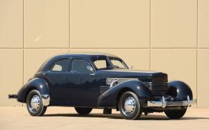 Cord 812 Custom Beverly Sedan Bustlback